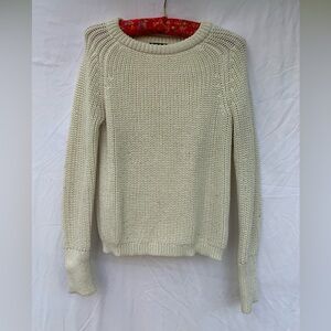 AMERICAN APPAREL knit sweater. Long sleeve. Cream color.
